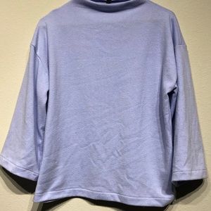 Banana republic women’s bell sleeve sweater